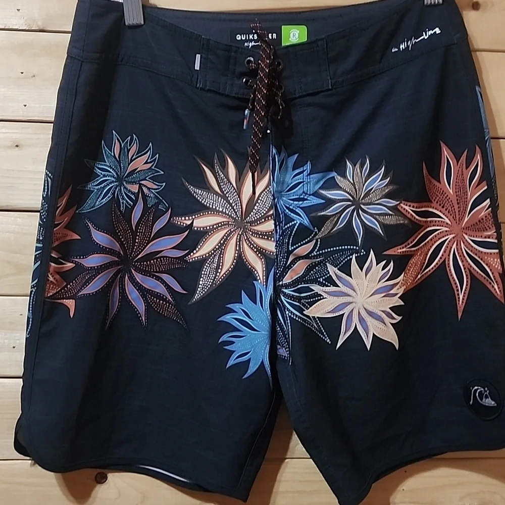 Quiksilver Highline Men Board Shorts Swim Size 29